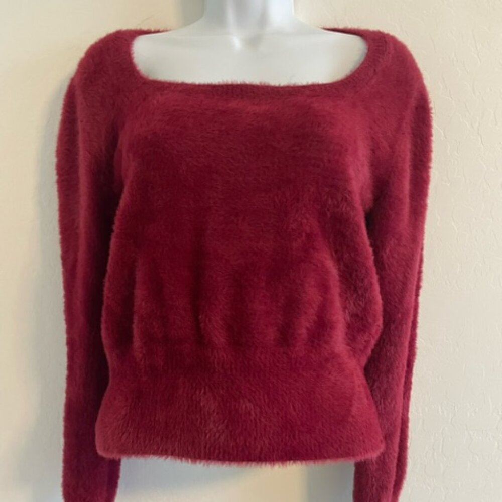 ASTR the label fuzzy knit sweater, square neck, burgundy, M EUC